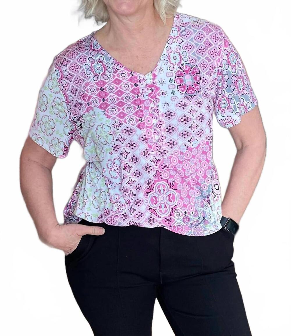 NEW N TOUCH jigsaw short sleeve patch print top in ice pink green